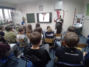 Spotkanie autorskie zorganizowane przez BP w Radomiu Filia w Zwoleniu dla uczniów PSP Czarnolas z panią Martą Trojanowską