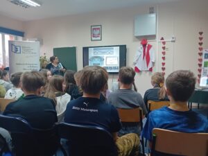 Spotkanie autorskie zorganizowane przez BP w Radomiu Filia w Zwoleniu dla uczniów PSP Czarnolas z panią Martą Trojanowską