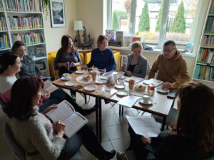 Zawodowy zawrót głowy. Spotkanie z nauczycielami specjalistami Poradni Psychologiczno-Pedagogicznej w Zwoleniu