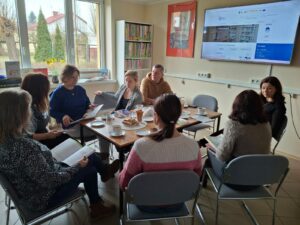 Zawodowy zawrót głowy. Spotkanie z nauczycielami specjalistami Poradni Psychologiczno-Pedagogicznej w Zwoleniu