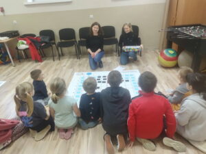 Zabawą połączeni, czyli ferie z książką i kodowaniem