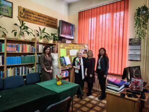 Spotkanie autorskie z Ireną Błażewską w bibliotece Publicznej Szkoły Podstawowej im. Władysława Jagiełły w Zwoleniu