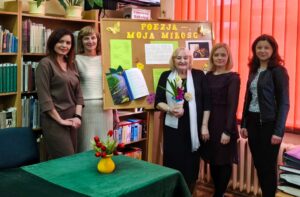 Spotkanie autorskie z Ireną Błażewską w bibliotece Publicznej Szkoły Podstawowej im. Władysława Jagiełły w Zwoleniu