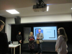 MIĘDZYNARODOWY DZIEŃ JĘZYKA OJCZYSTEGO Zwoleń na ustach świata. Z Janem Kochanowskim dbamy o mowę ojczystą.