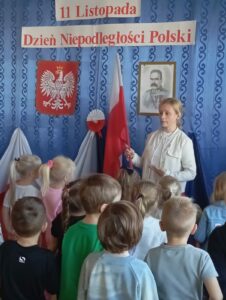 Zajęcia edukacyjne w grupie przedszkolnej Motyli z Publicznego Przedszkola Nr 1 w Zwoleniu