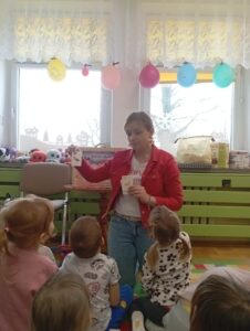 Zajęcia edukacyjne „Przedszkolaki dbają o zdrowie - aktywnie, smacznie i sympatycznie” dla dzieci z Publicznego Przedszkola Nr 1 w Zwoleniu