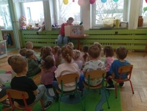 Zajęcia edukacyjne „Przedszkolaki dbają o zdrowie - aktywnie, smacznie i sympatycznie” dla dzieci z Publicznego Przedszkola Nr 1 w Zwoleniu