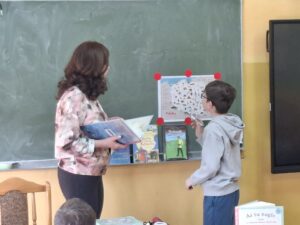 Zajęcia edukacyjne pt. "Legenda o Warsie i Sawie – poznajemy początki Warszawy" w klasie 2 Publicznej Szkoły Podstawowej im. Jana Pawła II w Paciorkowej Woli