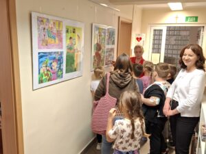 Zgrani dla serca - wielka planszowa przygoda w świecie zdrowia. Rozgrywki uczniów klasy 2a z Publicznej Szkoły Podstawowej im. Władysława Jagiełły w grę edukacyjną poświęconą tematyce zdrowia